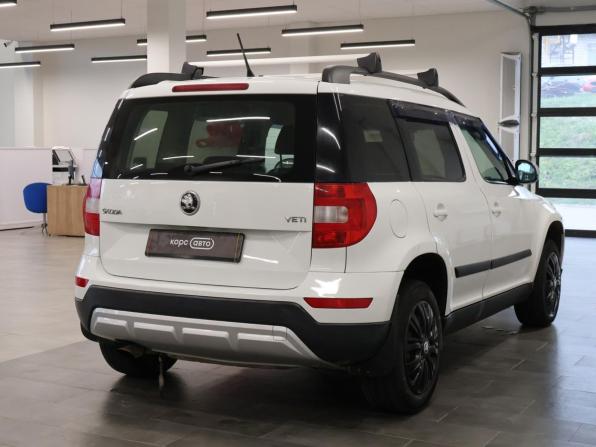 Skoda Yeti I Рестайлинг с пробегом 2016 года, цена 1 078 900 рублей, 317504 км, внедорожник, Автокод Объявления