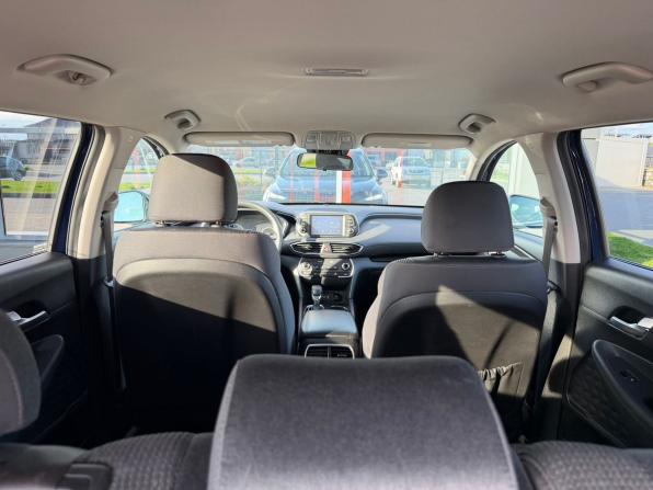 Hyundai Santa Fe IV с пробегом 2019 года, цена 2 390 000 рублей, 117677 км, внедорожник, Автокод Объявления