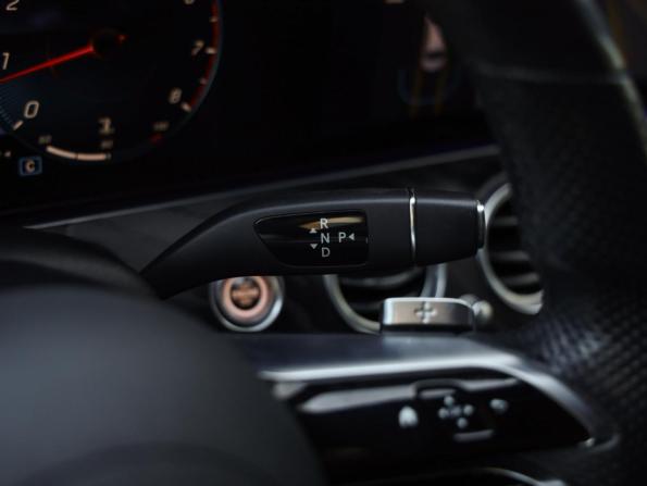 Mercedes-Benz E-Класс V (W213 S213 C238) Рестайлинг с пробегом 2021 года, цена 3 799 000 рублей, 117126 км, седан, Автокод Объявления
