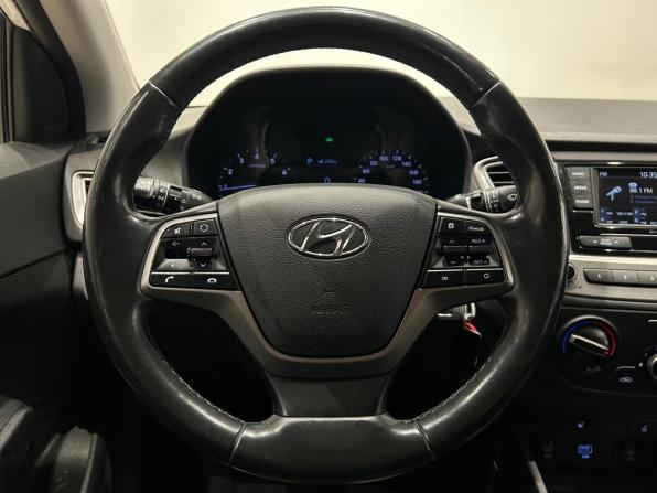 Hyundai Solaris II с пробегом 2020 года, цена 1 299 000 рублей, 106700 км, седан, Автокод Объявления