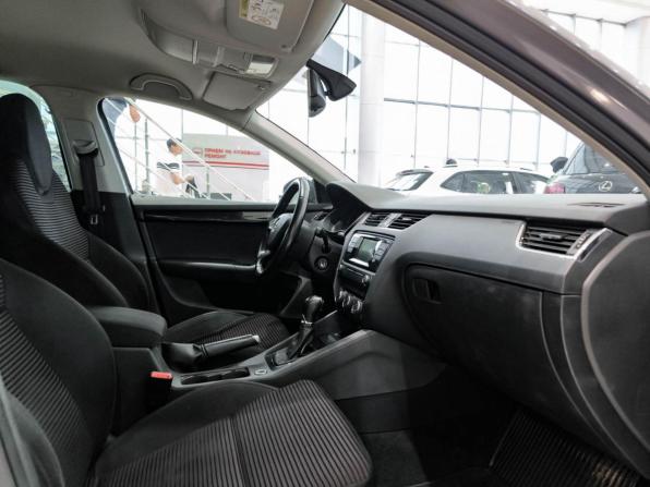 Skoda Octavia III (A7) с пробегом 2015 года, цена 1 280 000 рублей, 175029 км, лифтбек, Автокод Объявления
