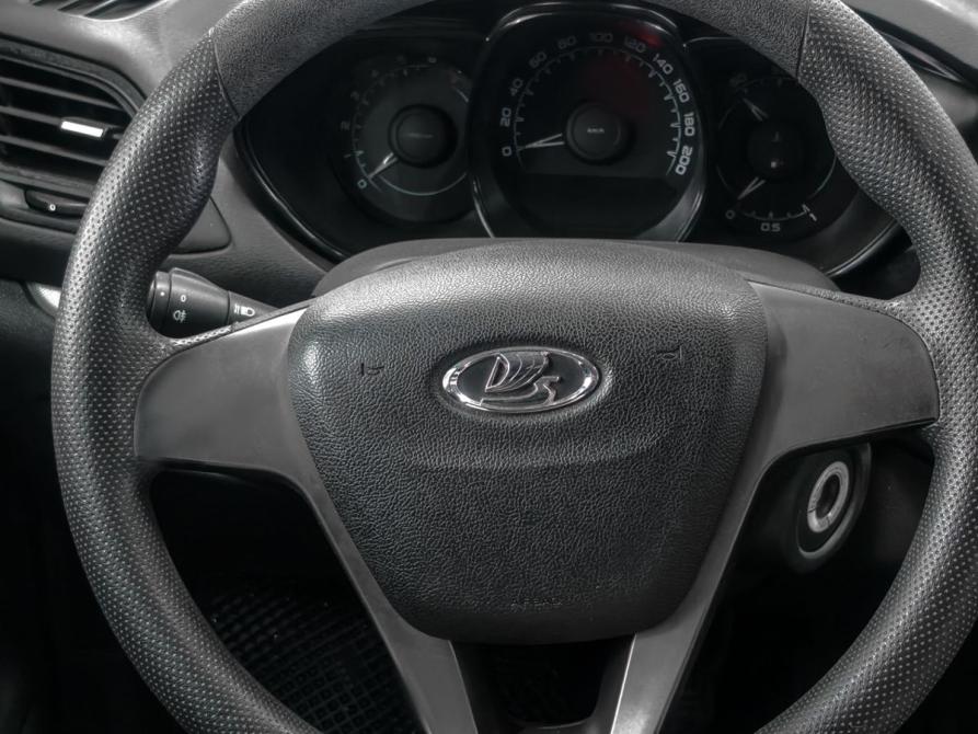 Lada (ВАЗ) Vesta I Ростов-на-Дону  - изображение 15