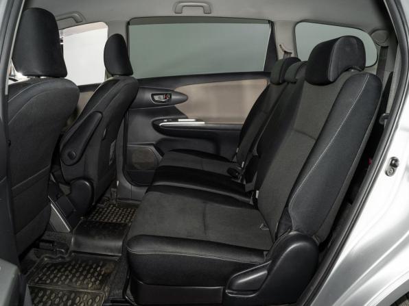 Toyota Wish II с пробегом 2010 года, цена 1 245 000 рублей, 160785 км, минивэн, Автокод Объявления