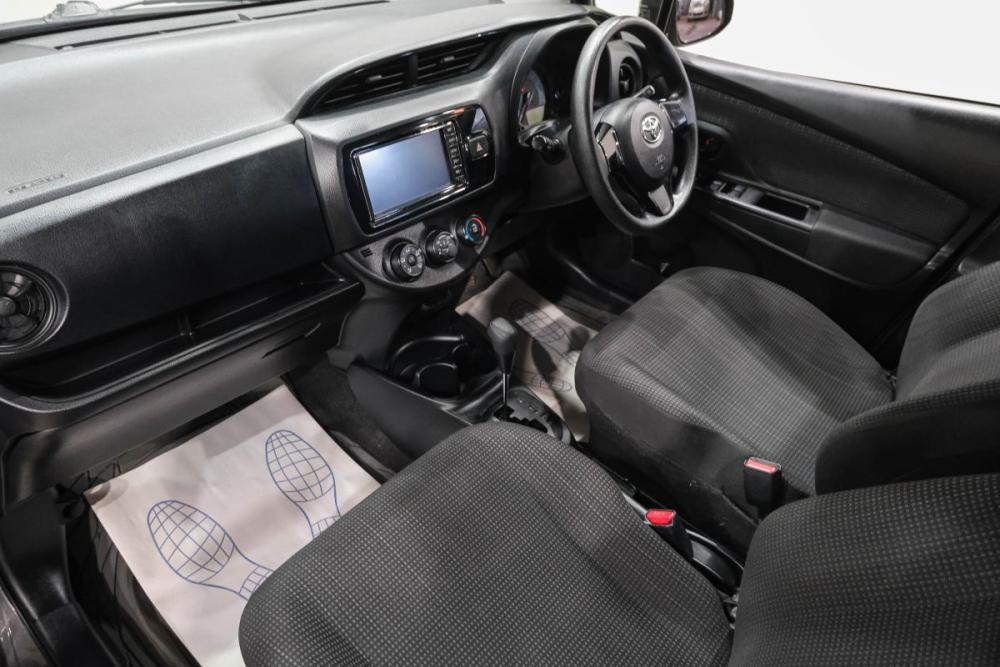Toyota Vitz III (XP130) Рестайлинг 2 Новокузнецк  - изображение 16