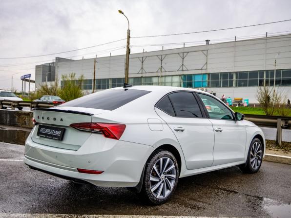 Skoda Octavia IV (A8) с пробегом 2021 года, цена 2 528 000 рублей, 154275 км, лифтбек, Автокод Объявления
