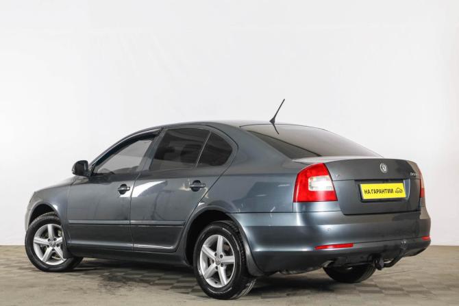Skoda Octavia II (A5) Рестайлинг с пробегом 2011 года, цена 699 000 рублей, 286000 км, лифтбек, Автокод Объявления