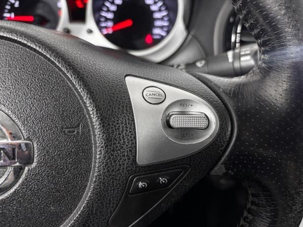 Nissan Juke I с пробегом 2011 года, цена 709 700 рублей, 355063 км, внедорожник, Автокод Объявления