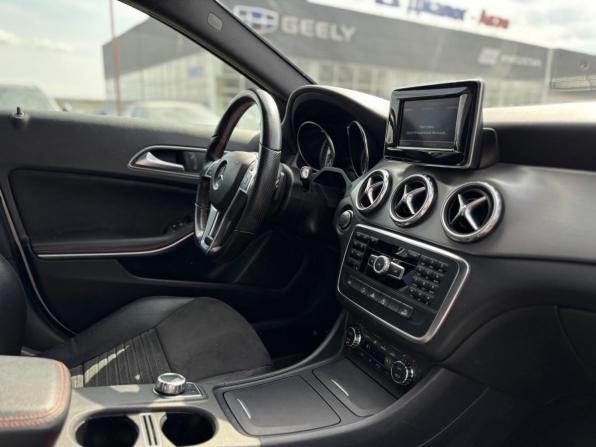 Mercedes-Benz GLA I (X156) с пробегом 2015 года, цена 2 015 000 рублей, 177393 км, внедорожник, Автокод Объявления