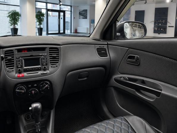 Kia Rio II Рестайлинг с пробегом 2011 года, цена 399 000 рублей, 197707 км, седан, Автокод Объявления