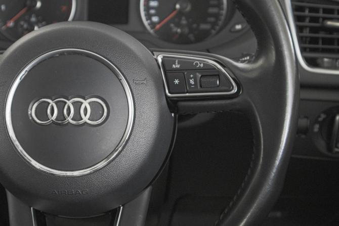 Audi Q3 I (8U) Рестайлинг с пробегом 2017 года, цена 1 789 000 рублей, 95000 км, внедорожник, Автокод Объявления