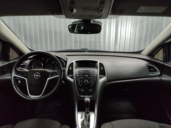 Opel Astra J Рестайлинг с пробегом 2012 года, цена 585 000 рублей, 259767 км, хэтчбек, Автокод Объявления
