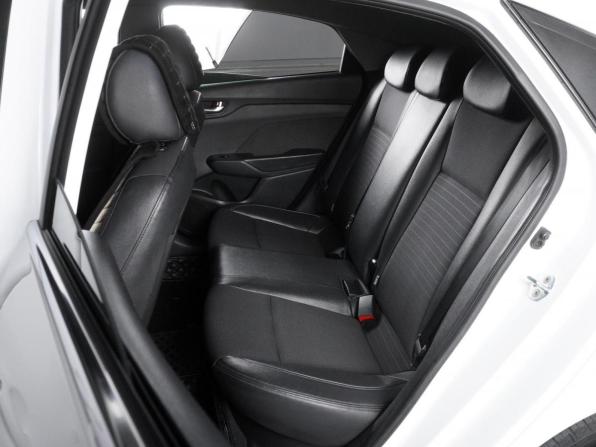 Hyundai Solaris II Рестайлинг с пробегом 2022 года, цена 1 939 000 рублей, 81966 км, седан, Автокод Объявления