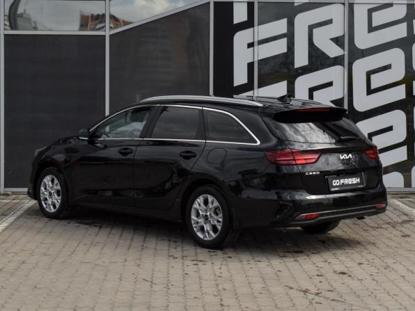Kia Ceed III Рестайлинг с пробегом 2021 года, цена 2 220 000 рублей, 96398 км, универсал, Автокод Объявления