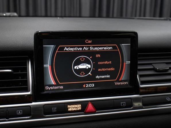 Audi A8 II (D3) Рестайлинг 2 с пробегом 2008 года, цена 979 000 рублей, 177000 км, седан, Автокод Объявления