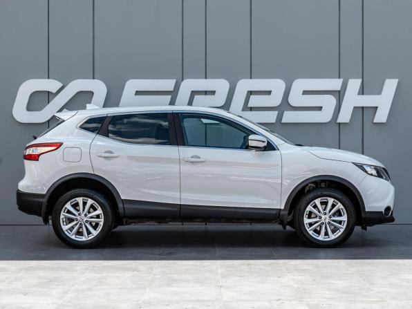 Nissan Qashqai II с пробегом 2017 года, цена 1 470 000 рублей, 148261 км, внедорожник, Автокод Объявления