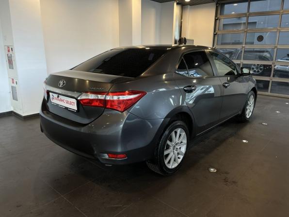 Toyota Corolla XI (E160 E170 E180) с пробегом 2013 года, цена 926 000 рублей, 237480 км, седан, Автокод Объявления
