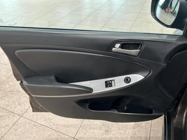 Hyundai Solaris I Рестайлинг с пробегом 2016 года, цена 549 000 рублей, 205028 км, седан, Автокод Объявления