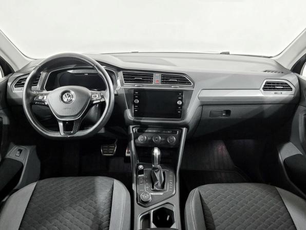 Volkswagen Tiguan II с пробегом 2018 года, цена 2 200 000 рублей, 136034 км, внедорожник, Автокод Объявления
