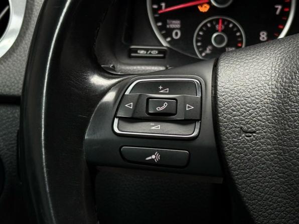 Volkswagen Tiguan I Рестайлинг с пробегом 2015 года, цена 1 549 000 рублей, 208881 км, внедорожник, Автокод Объявления