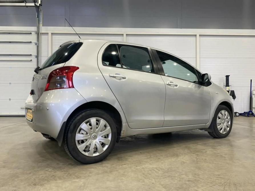 Toyota Yaris II Липецк  - изображение 6