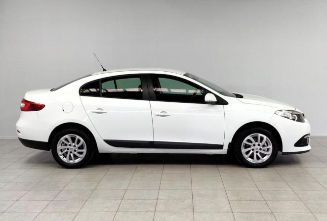 Renault Fluence I Рестайлинг с пробегом 2015 года, цена 970 000 рублей, 171752 км, седан, Автокод Объявления