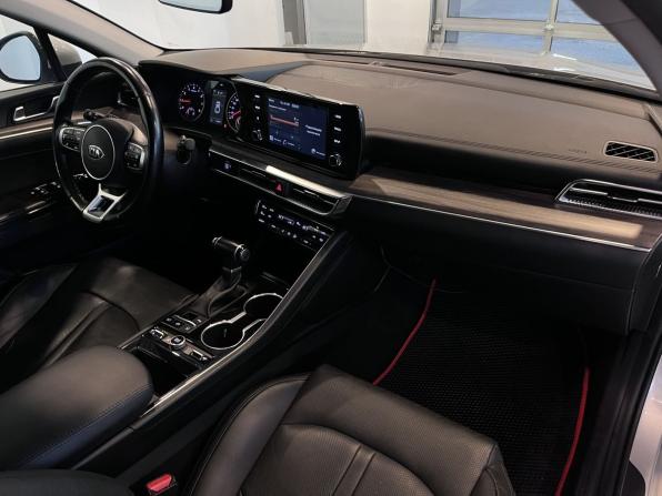 Kia K5 III с пробегом 2020 года, цена 2 590 000 рублей, 119867 км, седан, Автокод Объявления