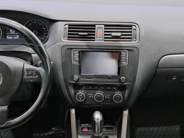 Volkswagen Jetta VI с пробегом 2013 года, цена 899 000 рублей, 228828 км, седан, Автокод Объявления