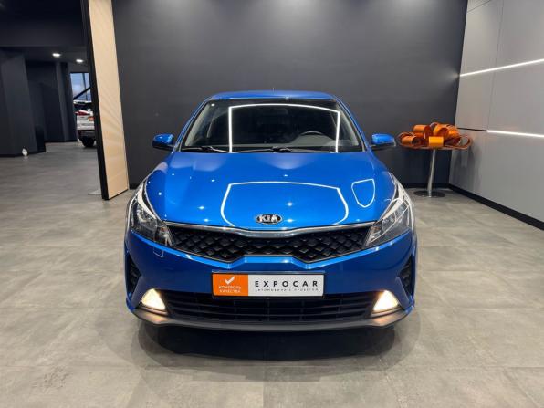 Kia Rio IV Рестайлинг с пробегом 2021 года, цена 1 829 000 рублей, 32000 км, седан, Автокод Объявления