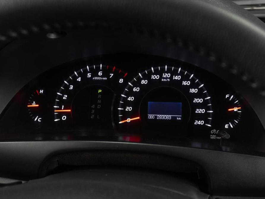 Toyota Camry VI (XV40) Рестайлинг Тюмень  - изображение 16
