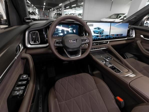 Geely Monjaro I Рестайлинг 2 с пробегом 2026 года, цена 4 250 000 рублей, 50 км, внедорожник, Автокод Объявления