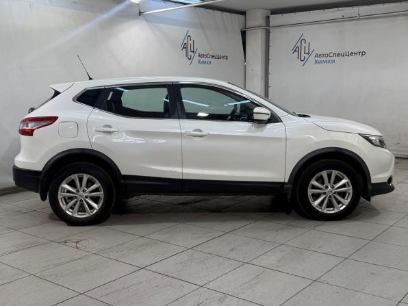 Nissan Qashqai II с пробегом 2016 года, цена 1 557 800 рублей, 64000 км, внедорожник, Автокод Объявления