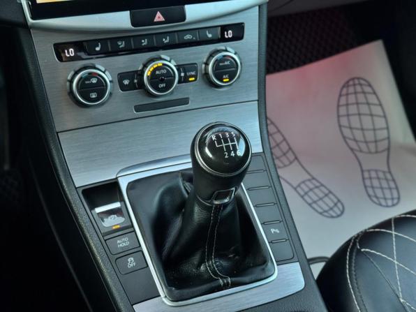 Volkswagen Passat B7 с пробегом 2014 года, цена 1 150 000 рублей, 238817 км, седан, Автокод Объявления