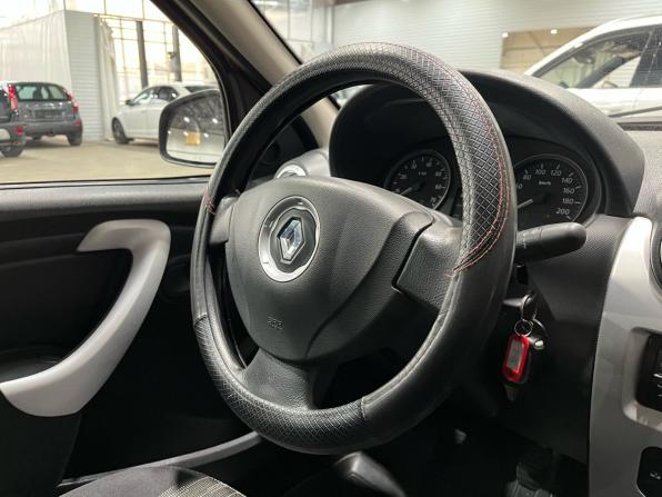 Renault Logan I Рестайлинг с пробегом 2013 года, цена 530 000 рублей, 94300 км, седан, Автокод Объявления