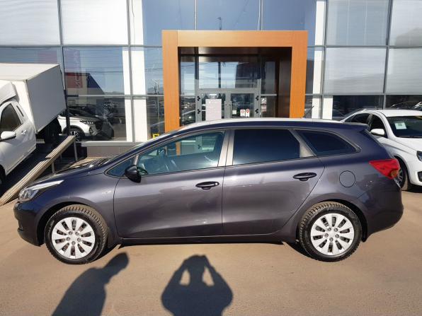 Kia Ceed II с пробегом 2013 года, цена 995 000 рублей, 210000 км, универсал, Автокод Объявления