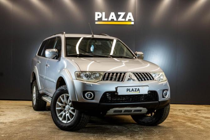 Mitsubishi Pajero Sport II Рестайлинг с пробегом 2013 года, цена 1 769 000 рублей, 203793 км, внедорожник, Автокод Объявления