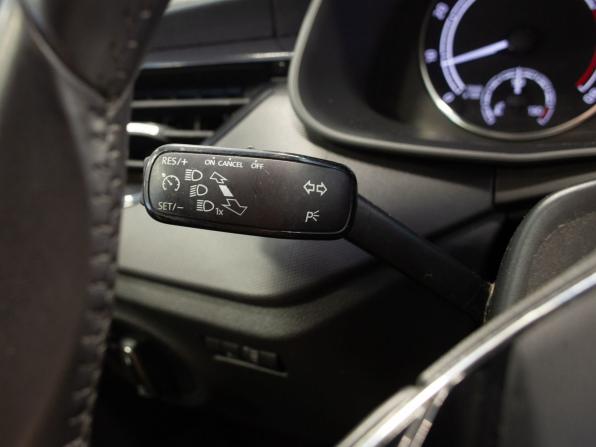 Skoda Rapid II с пробегом 2021 года, цена 1 895 000 рублей, 59908 км, лифтбек, Автокод Объявления