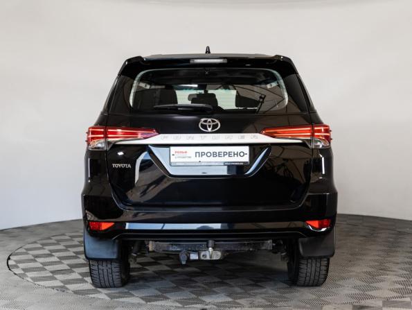 Toyota Fortuner II с пробегом 2019 года, цена 3 299 000 рублей, 101322 км, внедорожник, Автокод Объявления