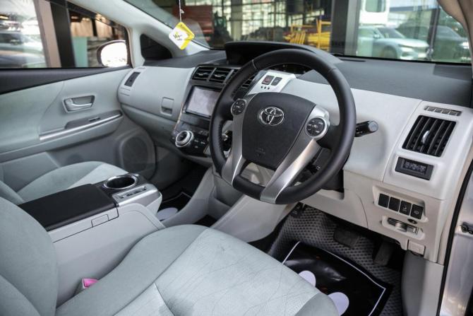 Toyota Prius Alpha I (ZVW40/41) с пробегом 2011 года, цена 1 098 000 рублей, 191300 км, универсал, Автокод Объявления