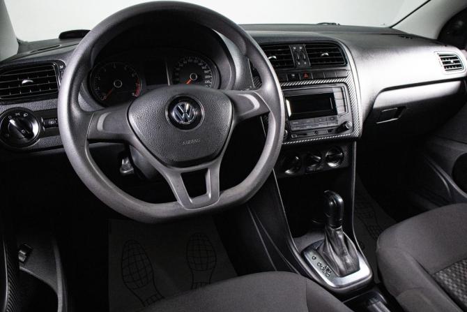 Volkswagen Polo V Рестайлинг с пробегом 2019 года, цена 1 069 000 рублей, 110000 км, седан, Автокод Объявления