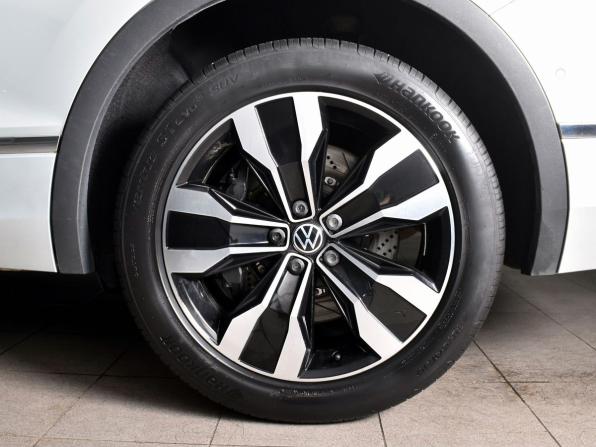 Volkswagen Tiguan II Рестайлинг (China Market) с пробегом 2021 года, цена 4 199 995 рублей, 42764 км, внедорожник, Автокод Объявления