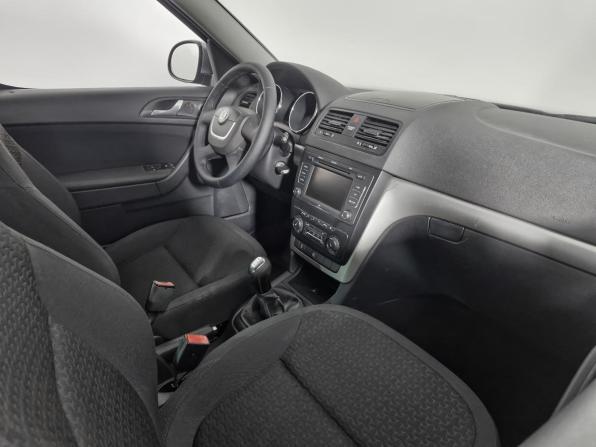 Skoda Yeti I с пробегом 2010 года, цена 669 000 рублей, 252587 км, внедорожник, Автокод Объявления