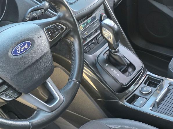 Ford Kuga II Рестайлинг с пробегом 2019 года, цена 1 525 000 рублей, 169374 км, внедорожник, Автокод Объявления