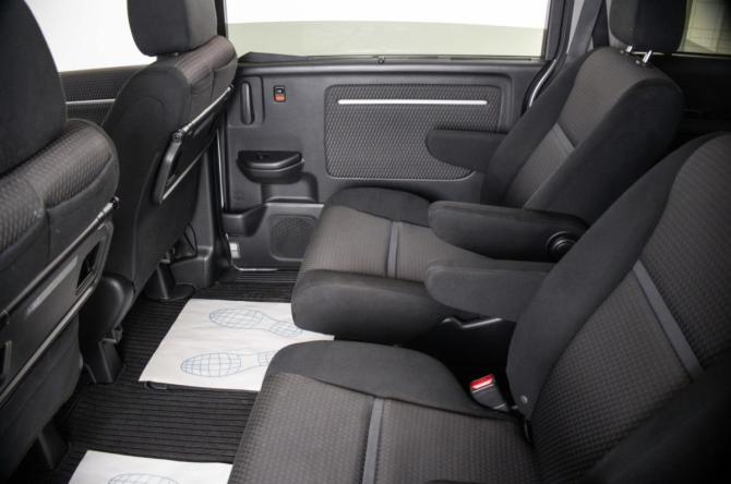 Honda Stepwgn V с пробегом 2015 года, цена 2 149 000 рублей, 126990 км, минивэн, Автокод Объявления