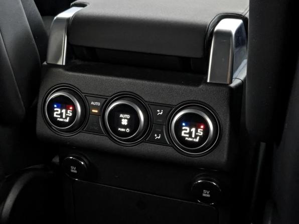 Land Rover Discovery V с пробегом 2018 года, цена 4 190 000 рублей, 117782 км, внедорожник, Автокод Объявления