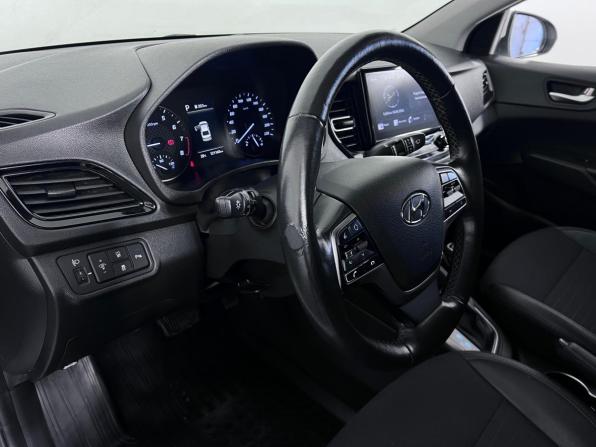 Hyundai Solaris II Рестайлинг с пробегом 2022 года, цена 1 597 000 рублей, 121158 км, седан, Автокод Объявления