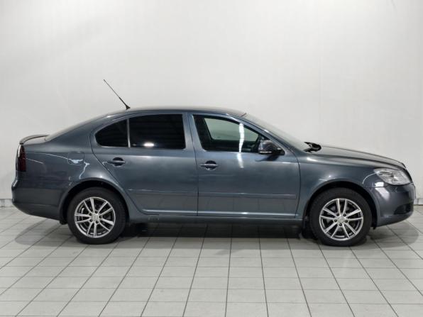 Skoda Octavia II (A5) Рестайлинг с пробегом 2010 года, цена 795 000 рублей, 244712 км, лифтбек, Автокод Объявления