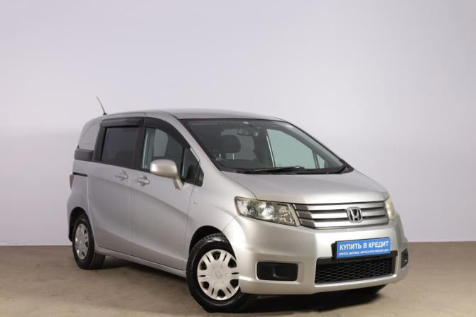 Honda Freed I с пробегом 2011 года, цена 1 179 000 рублей, 108216 км, компактвэн, Автокод Объявления