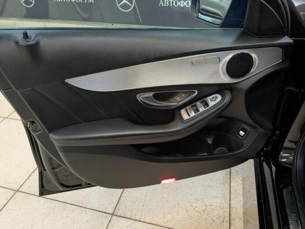 Mercedes-Benz C-Класс IV (W205) Рестайлинг с пробегом 2019 года, цена 2 600 000 рублей, 127233 км, седан, Автокод Объявления