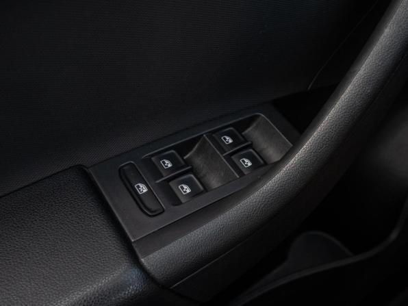Volkswagen Polo V Рестайлинг с пробегом 2020 года, цена 1 700 000 рублей, 82314 км, седан, Автокод Объявления