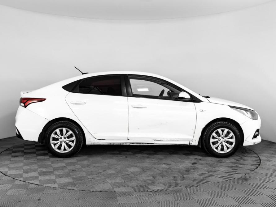 Hyundai Solaris II Санкт-Петербург  - изображение 4
